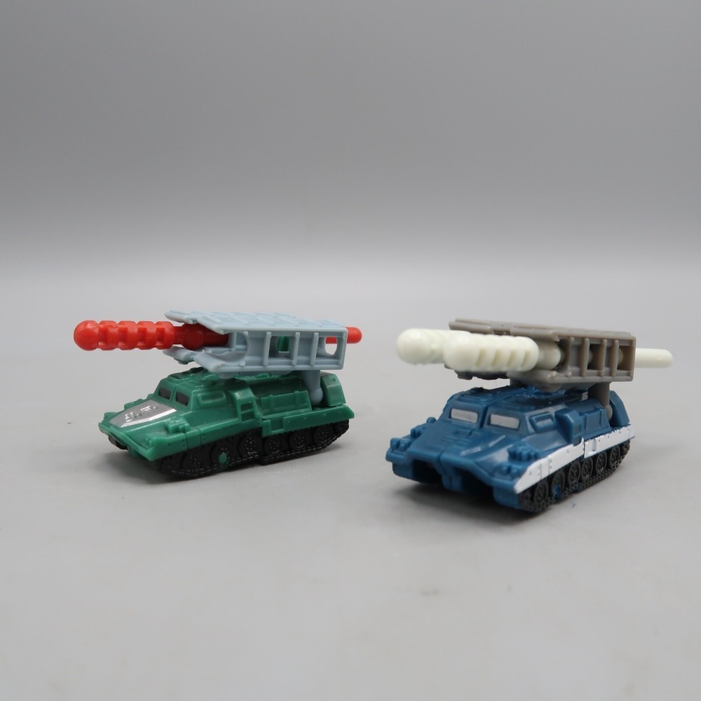 Transformers Armada Mini Con WRECKAGE‎ & FETCH  Land Military Team Lot of 2